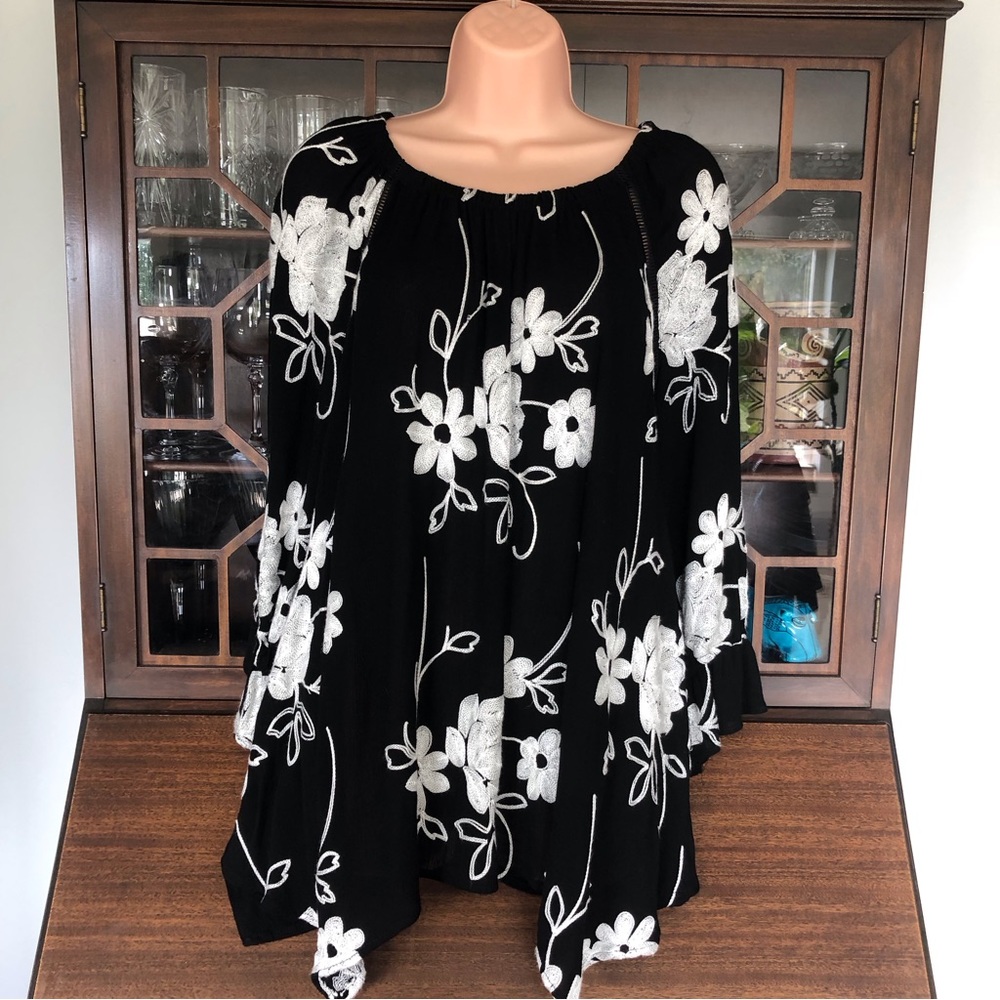 Forgotten Grace Tunic